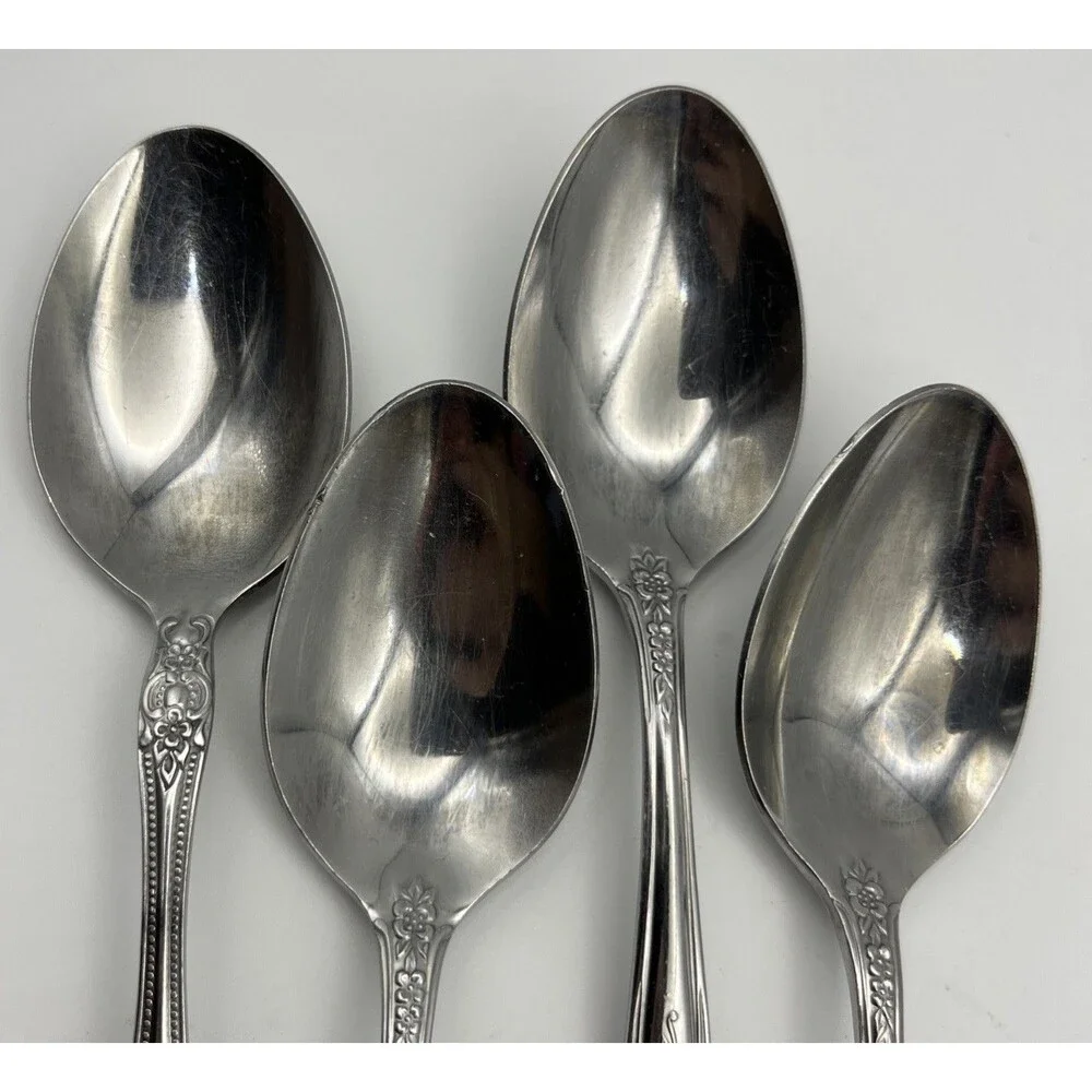Set of 4 Oneida Distinction Deluxe KENNETT SQUARE Stainless Steak Spoons